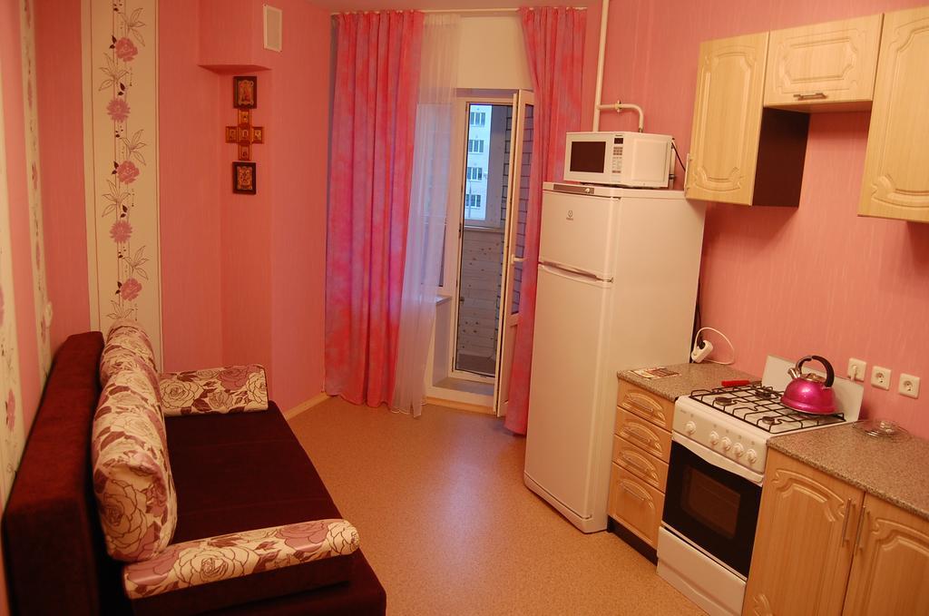 Apartment Na Vladimirskoy Pskov Bagian luar foto